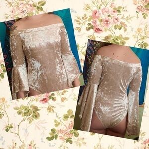 NWT CHARLOTTE RUSSE PINK BELL SLEEVE BODYSUIT